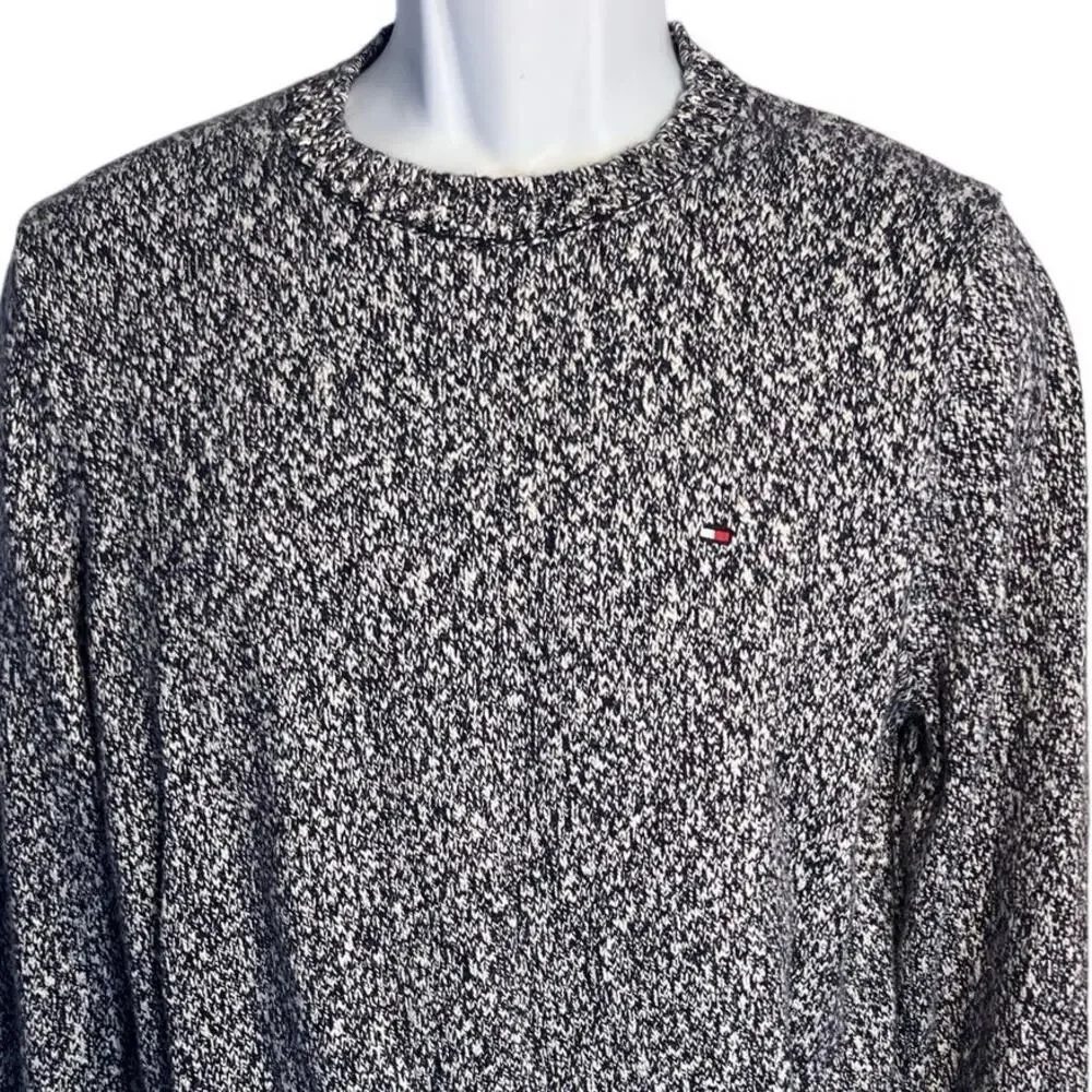 Tommy Hilfiger men’s size M long sleeve crewneck gray marble knit logo sweater‎